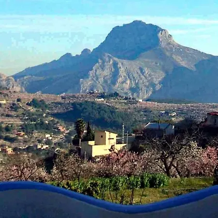 Charming House Ideal For Couples And Young Familie * Tarbena